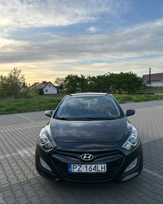Hyundai I30 cena 27900 przebieg: 209800, rok produkcji 2012 z Cieszyn małe 79
